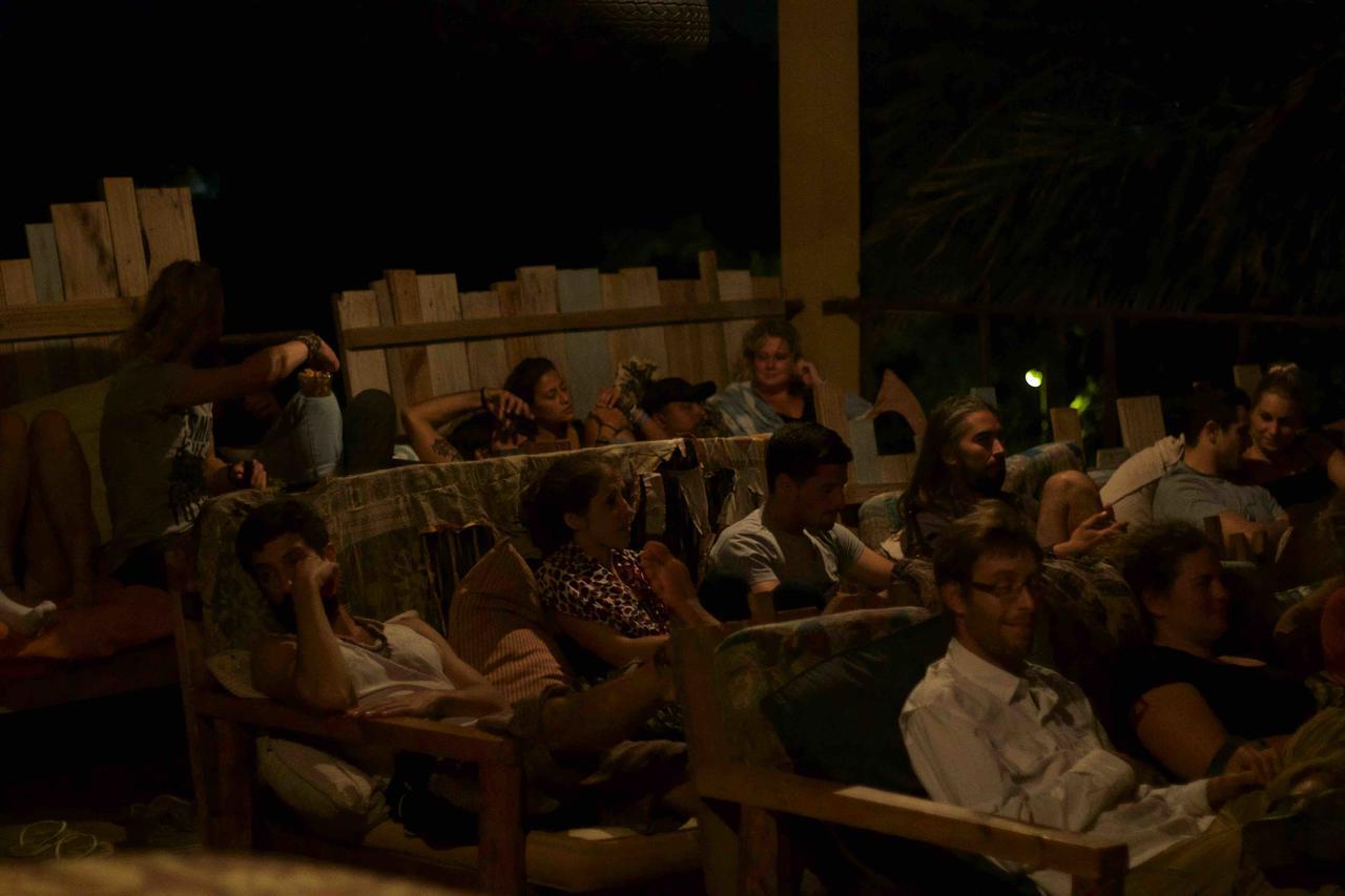 Mozambeat Motel Praia do Praia do Tofo エクステリア 写真